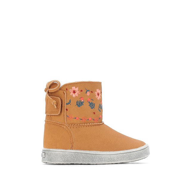 Fur-Lined Ankle Boots with Flower Embroidery