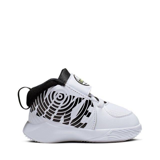 basket nike hustle