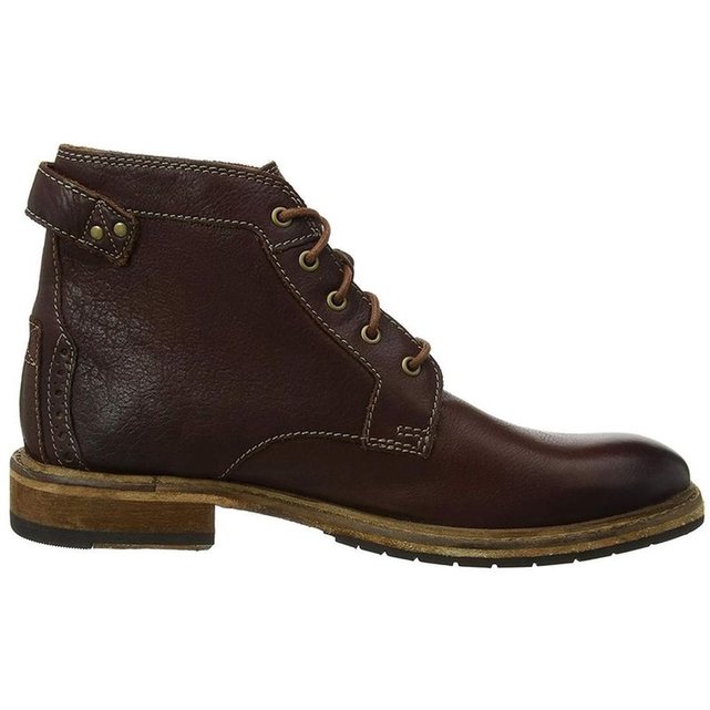 clarks marron