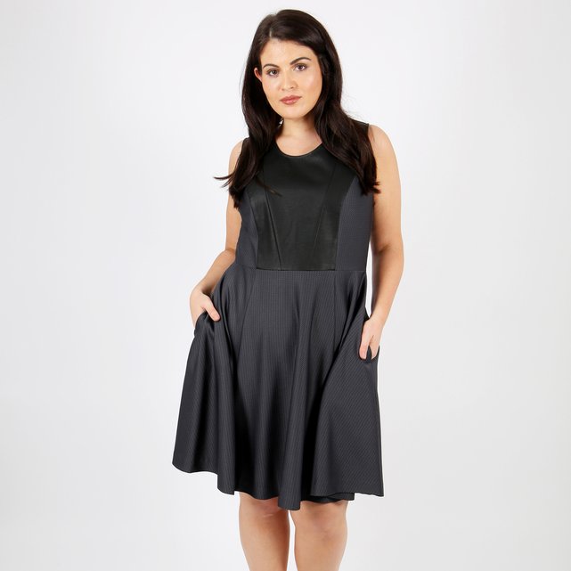 Sleeveless Knee Length Dress in Grey