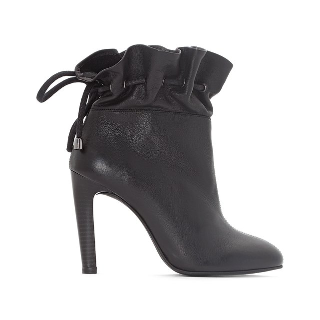 Leather Ankle Boots Fitted at the Ankle