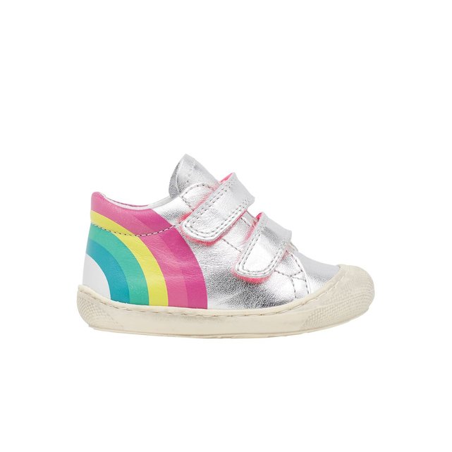 les petites chaussures