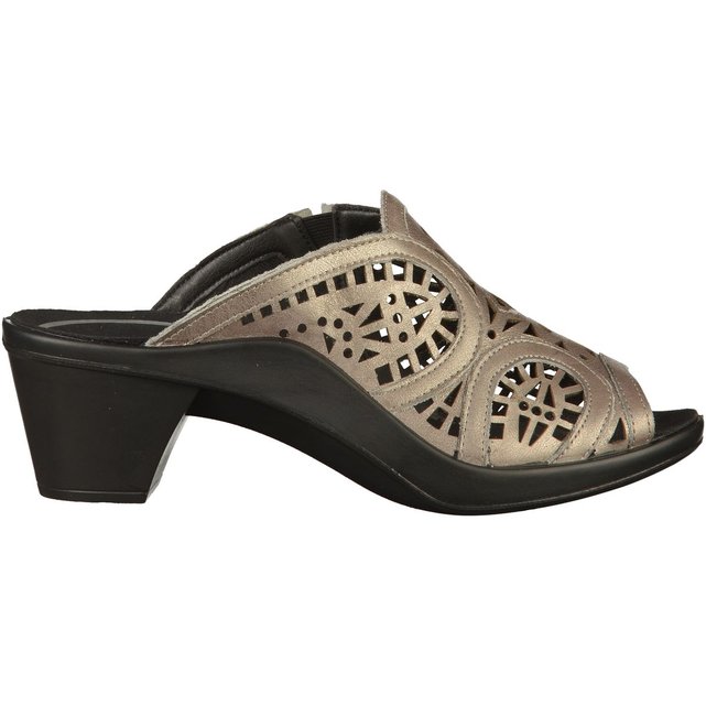 mules plates noires