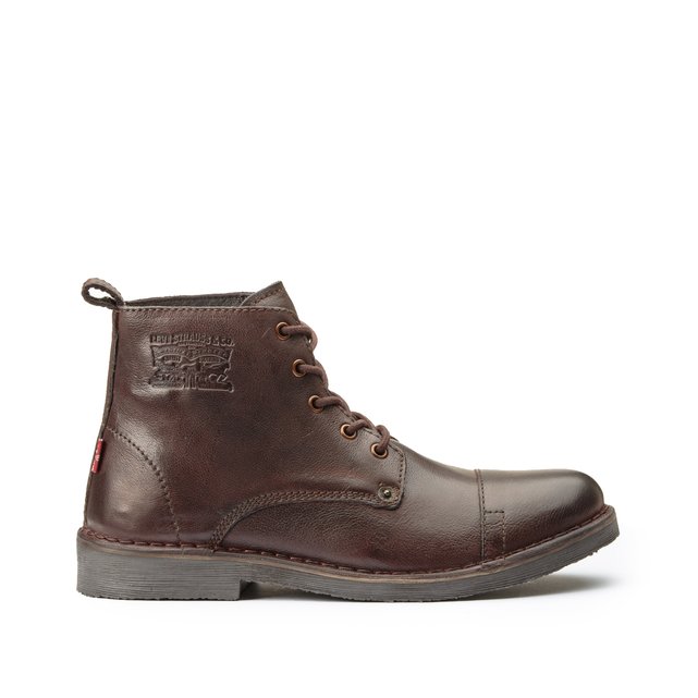 levis track boots
