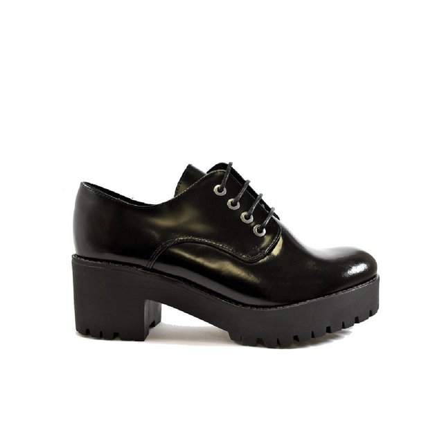 derbies pointues