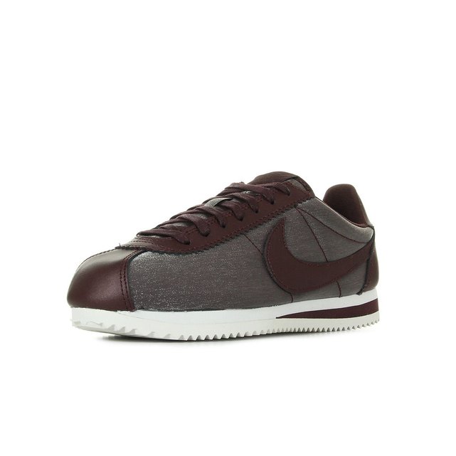 Chaussures Baskets Nike femme WMNS Classic Cortez Premium Acajou taille Violet Chaussures Baskets Nike femme WMNS Classic Cortez Premium Acajou taille Violet
