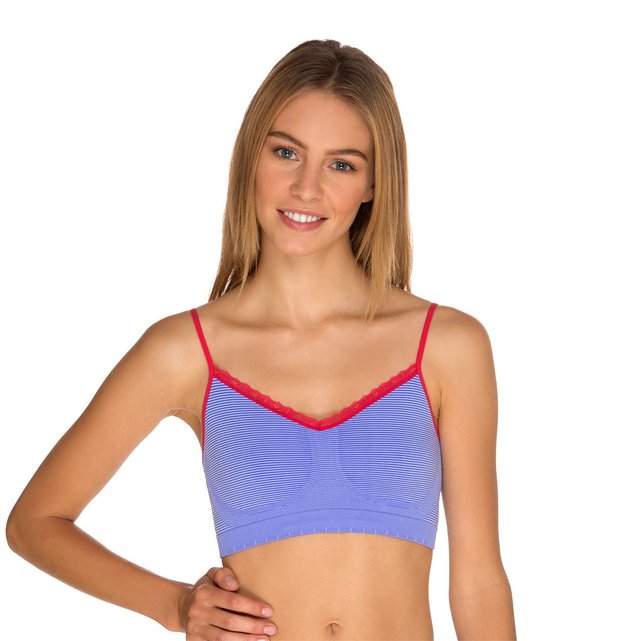 Seins plus gros plus fun Gros Seins Dans Helena Sport Doux