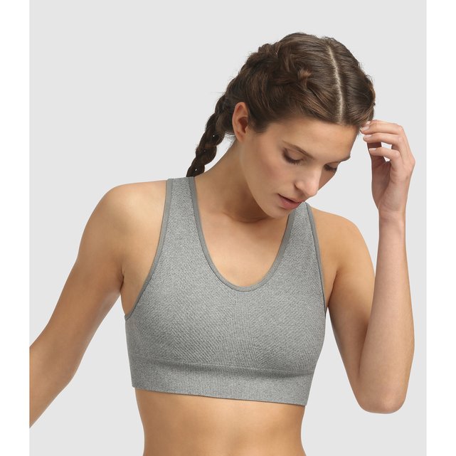 seamless padded sports bra