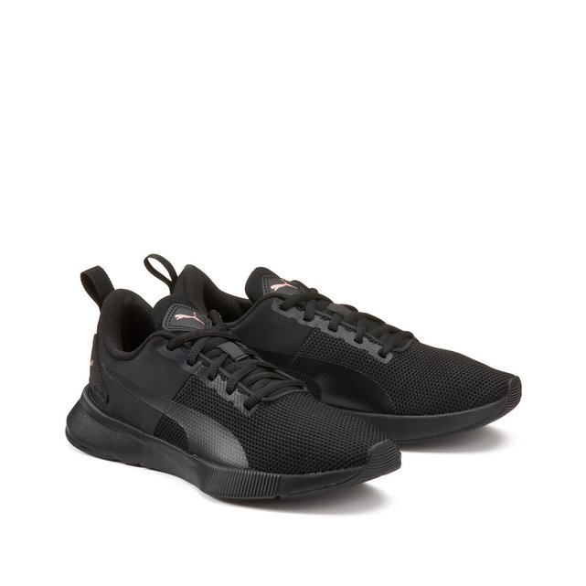 Puma avec shop lacet ecrit puma