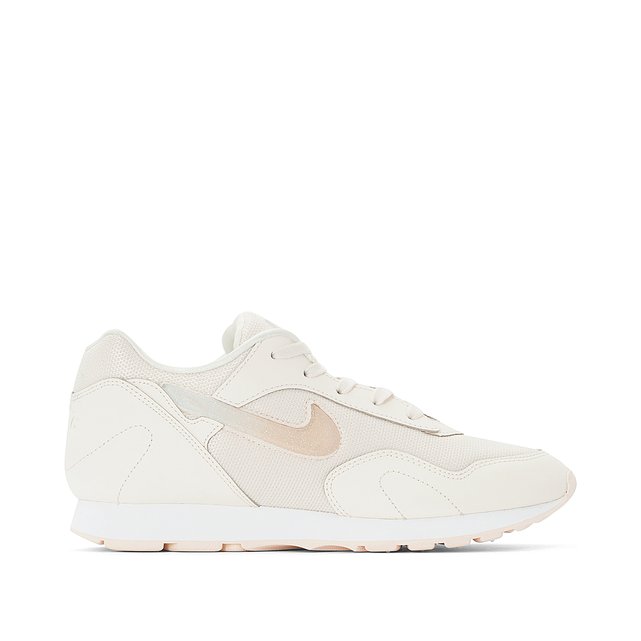 nike outburst trainers in beige