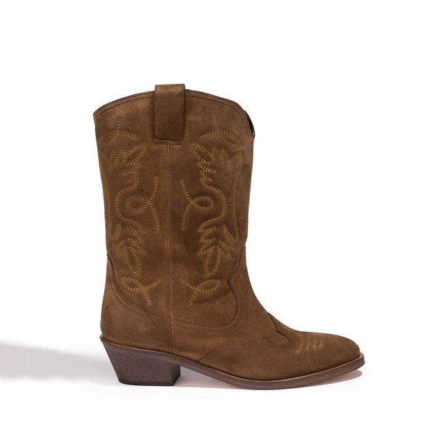 cowboy boot with heel