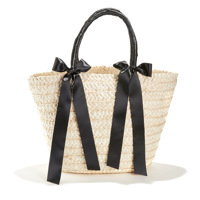 Woven Basket Bag With Satin Bow Woven Basket Bag With Satin Bow