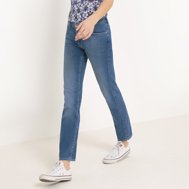 Straight-Cut Jeans, Standard Waist, Length 31 Straight-Cut Jeans, Standard Waist, Length 31