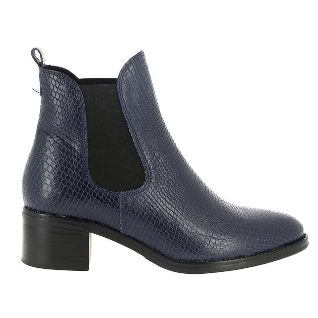 we do boots