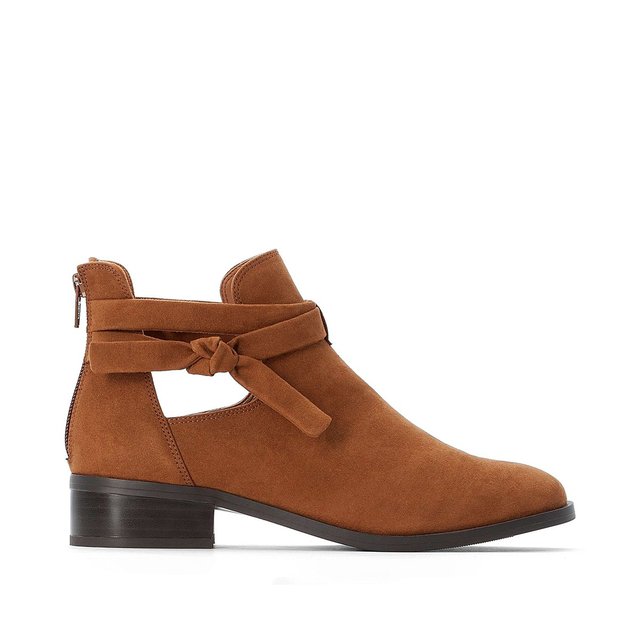 boots ouvertes