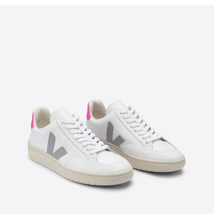 veja v12 trainers