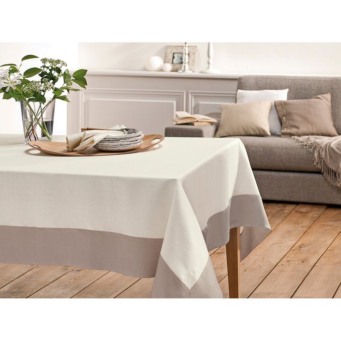 Nappe En Lin Deperlant Delices De Lin Blanc Cerise La Redoute