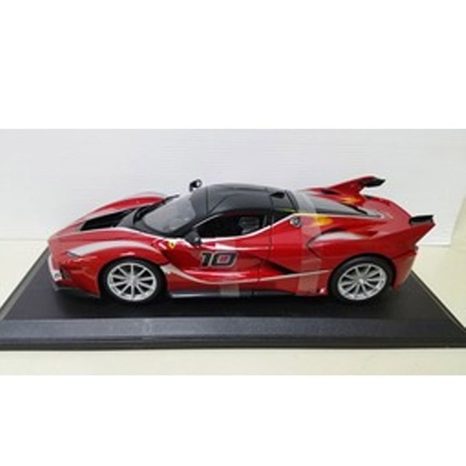 Modele Reduit De Voiture De Collection Ferrari Fxx K Echelle 1 18 Bburago La Redoute