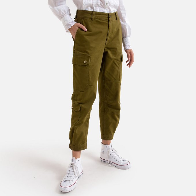 Pantalon cargo avec poches latérales 