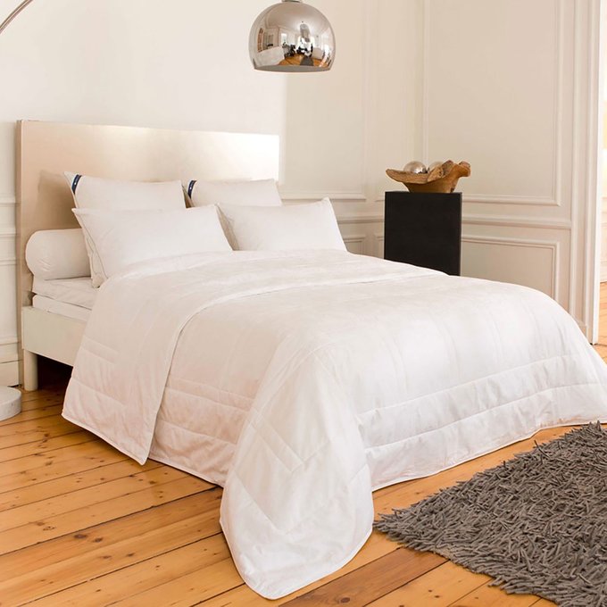 Phuket Natural Silk Duvet White Drouault La Redoute