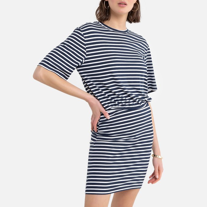 vestido riscas azul e branco