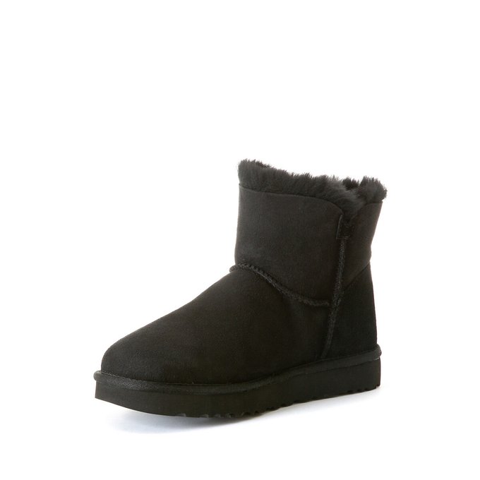 black ugg boots