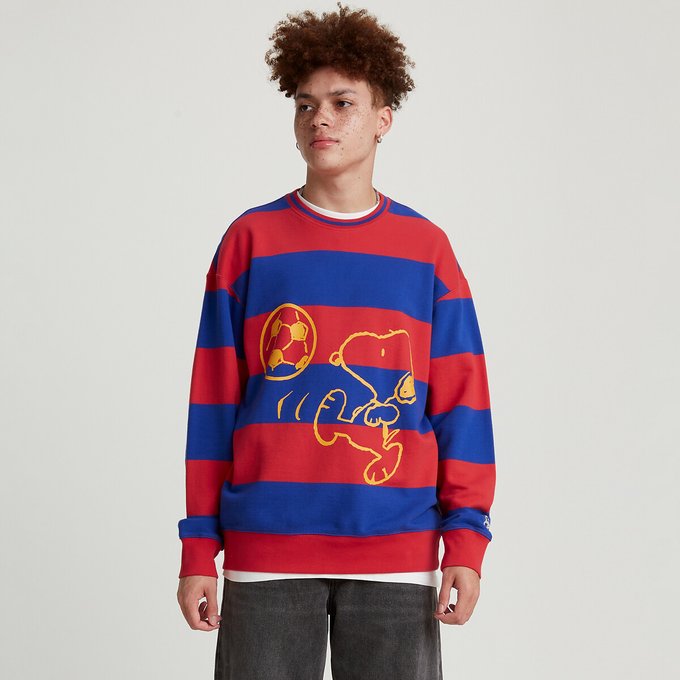 x peanuts snoopy football sweatshirt 
