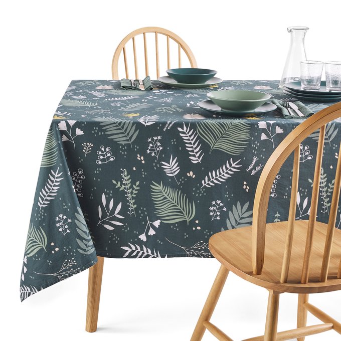 green tablecloth