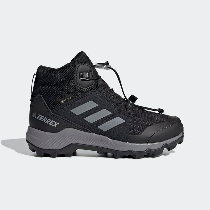 terrex mid adidas