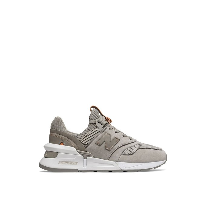 new balance taupe et or