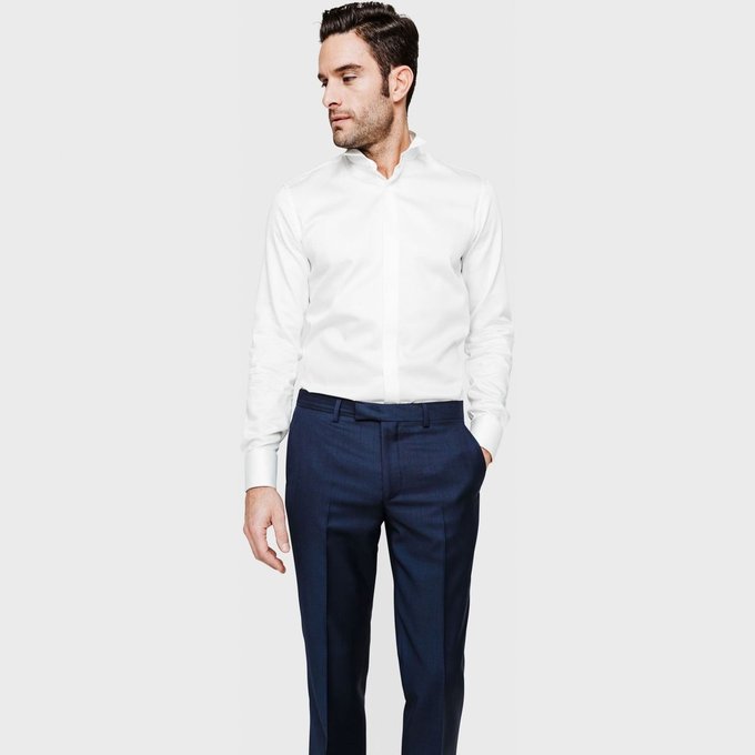 chemise à col cassé