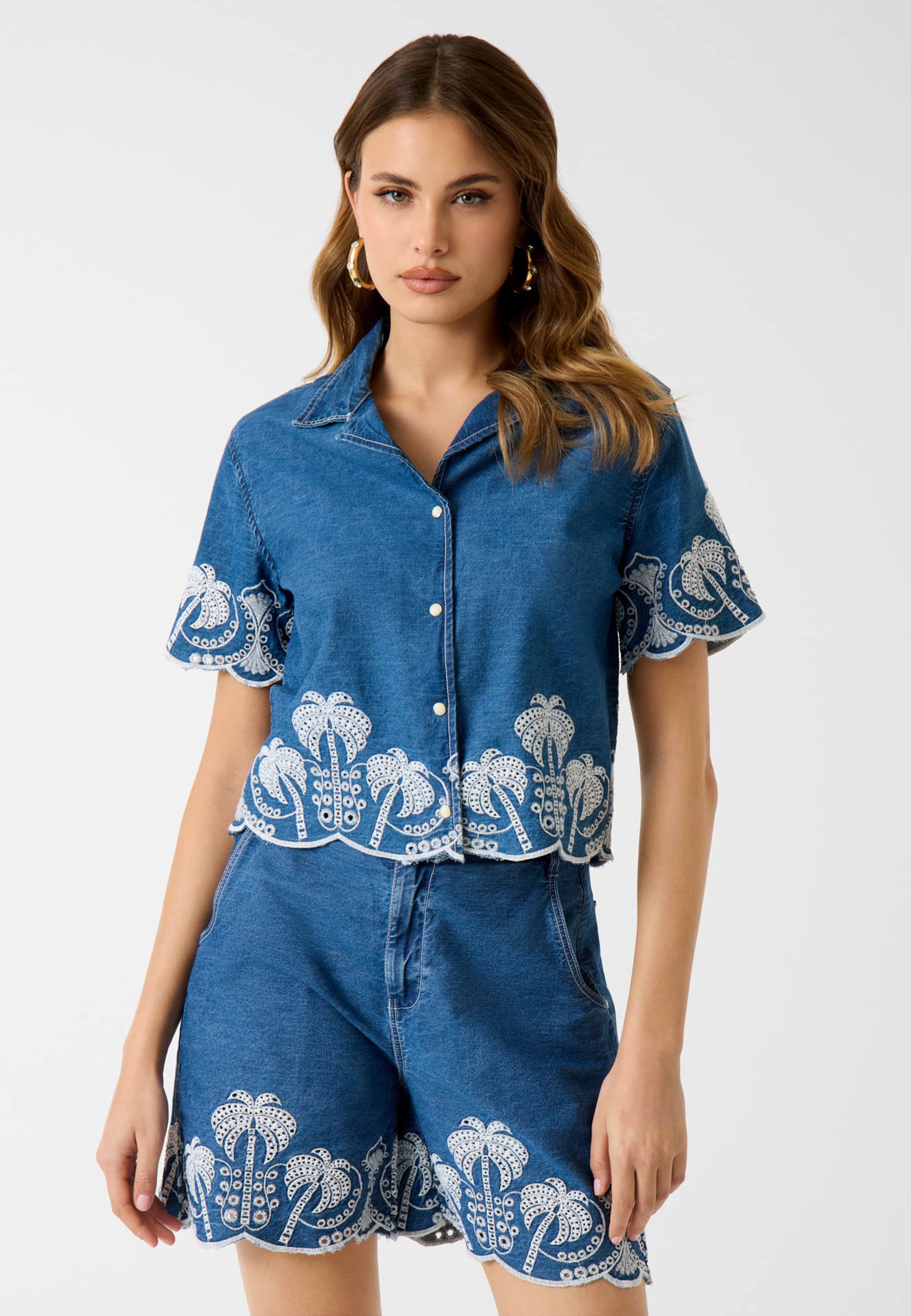 Chemise Brodée, GUESS