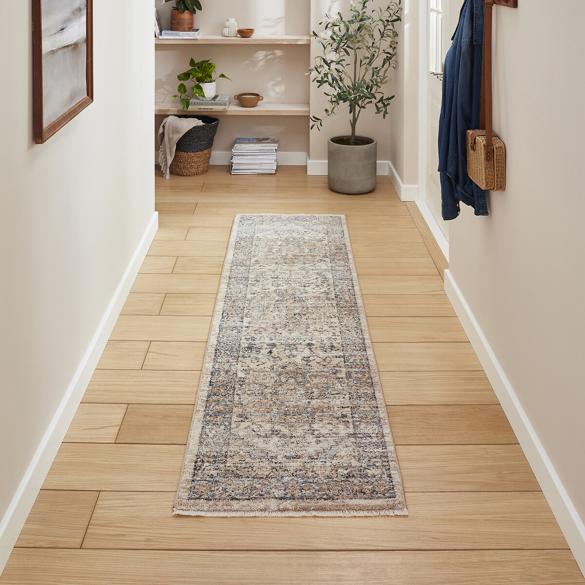 Vintage Border Distressed Runner, SO'HOME