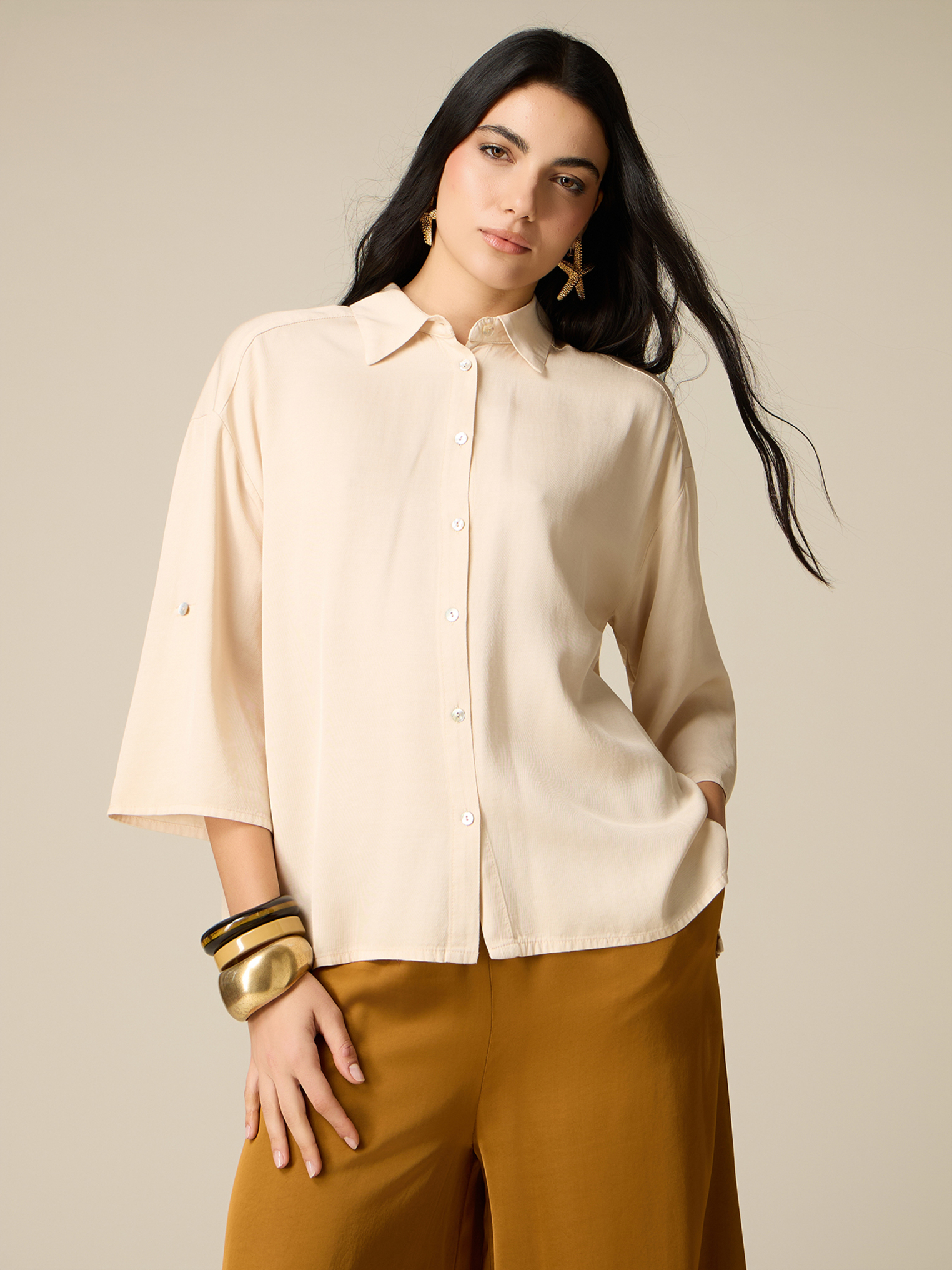 Chemise, OLTRE