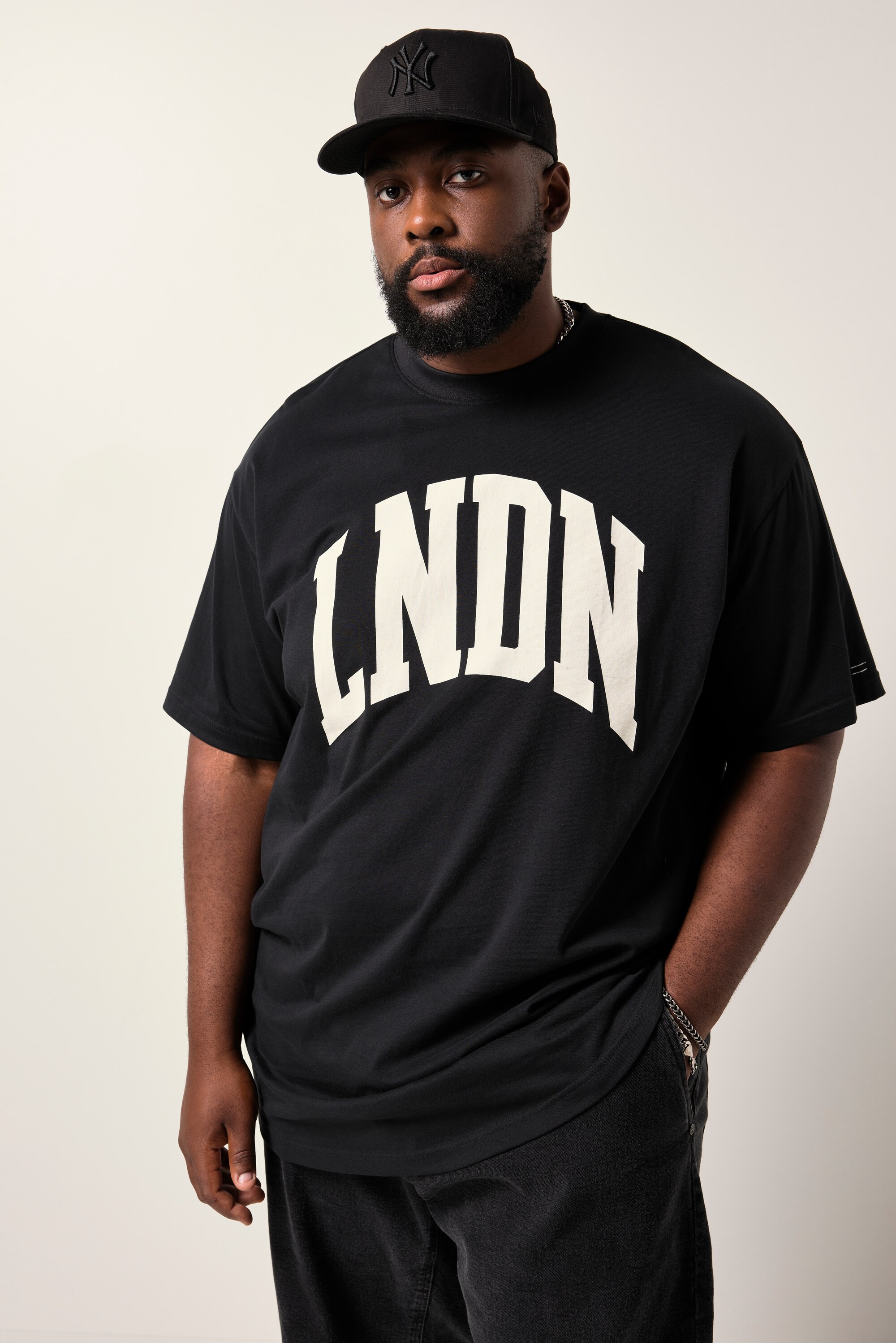 T-shirt oversize, STHUGE