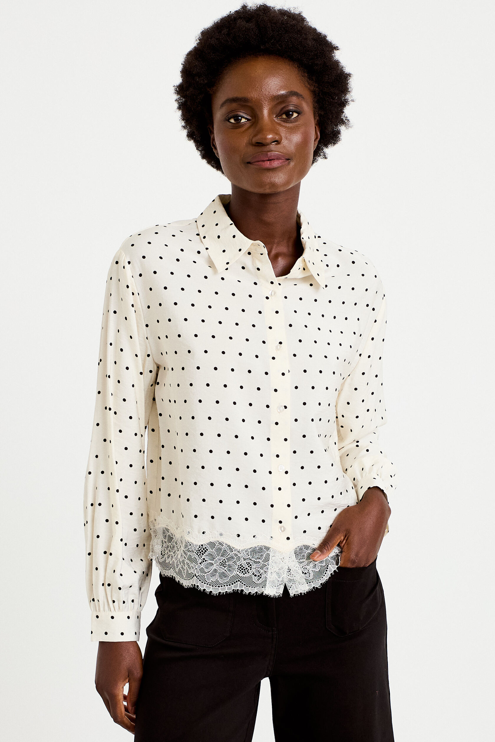 Chemise droite en dentelle col classique, CACHE CACHE