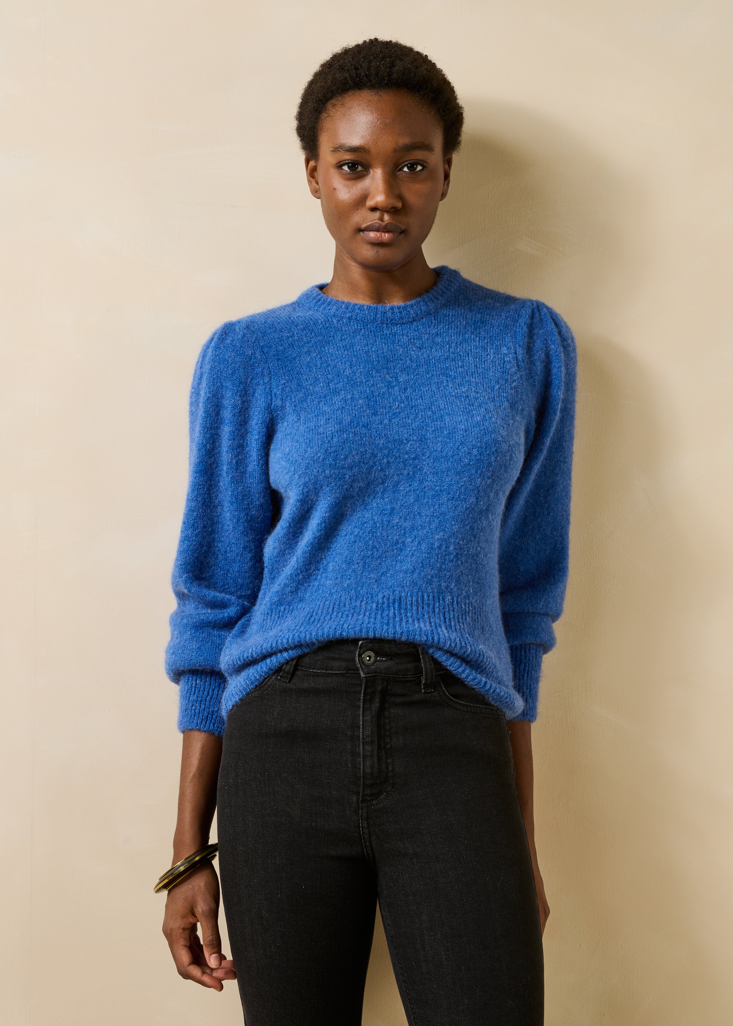 Pull droit col rond, LA FEE MARABOUTEE