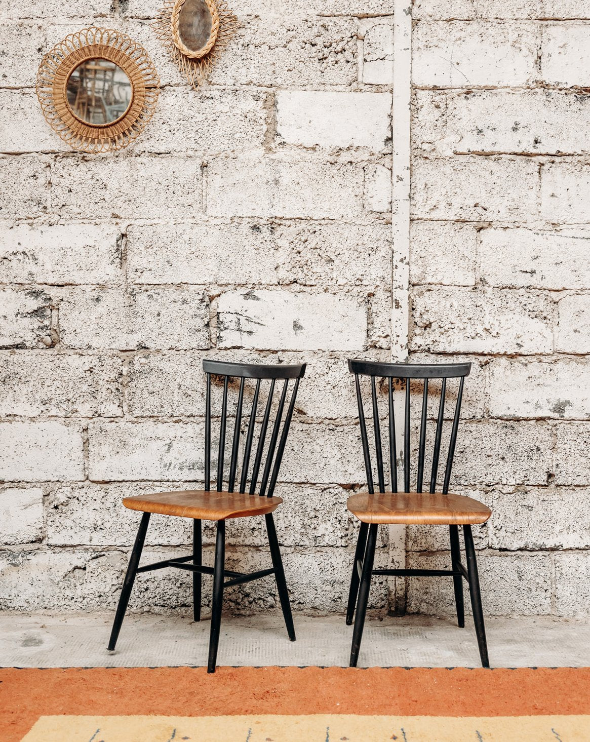 Chaise en bois Alma N°686 - Bon état, DEBONGOUT
