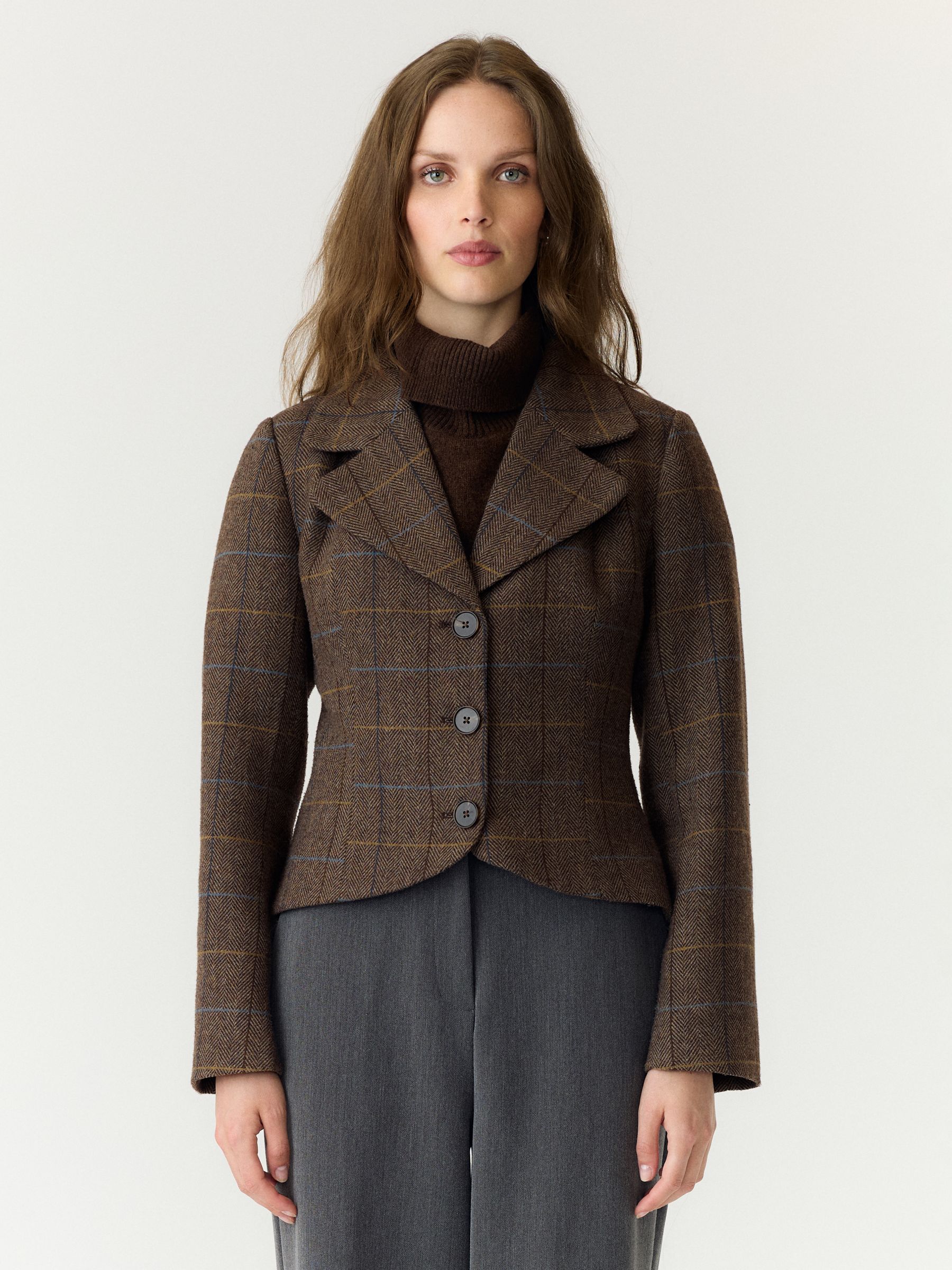 Veste, YAS