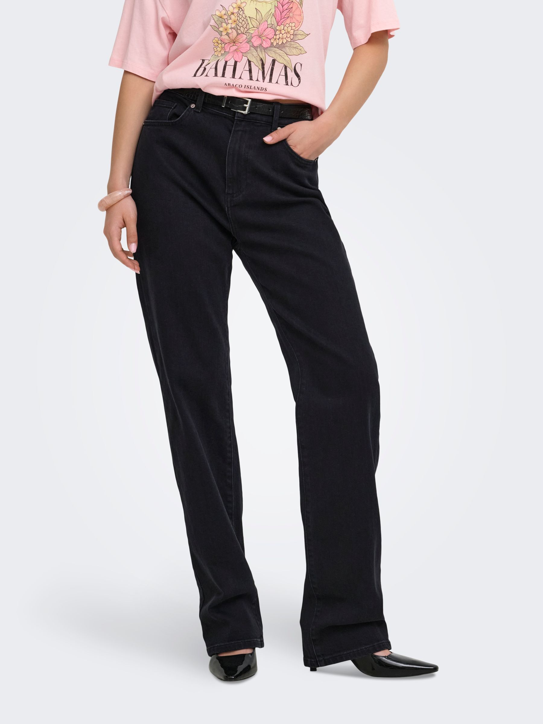 Jean Mom, ONLY