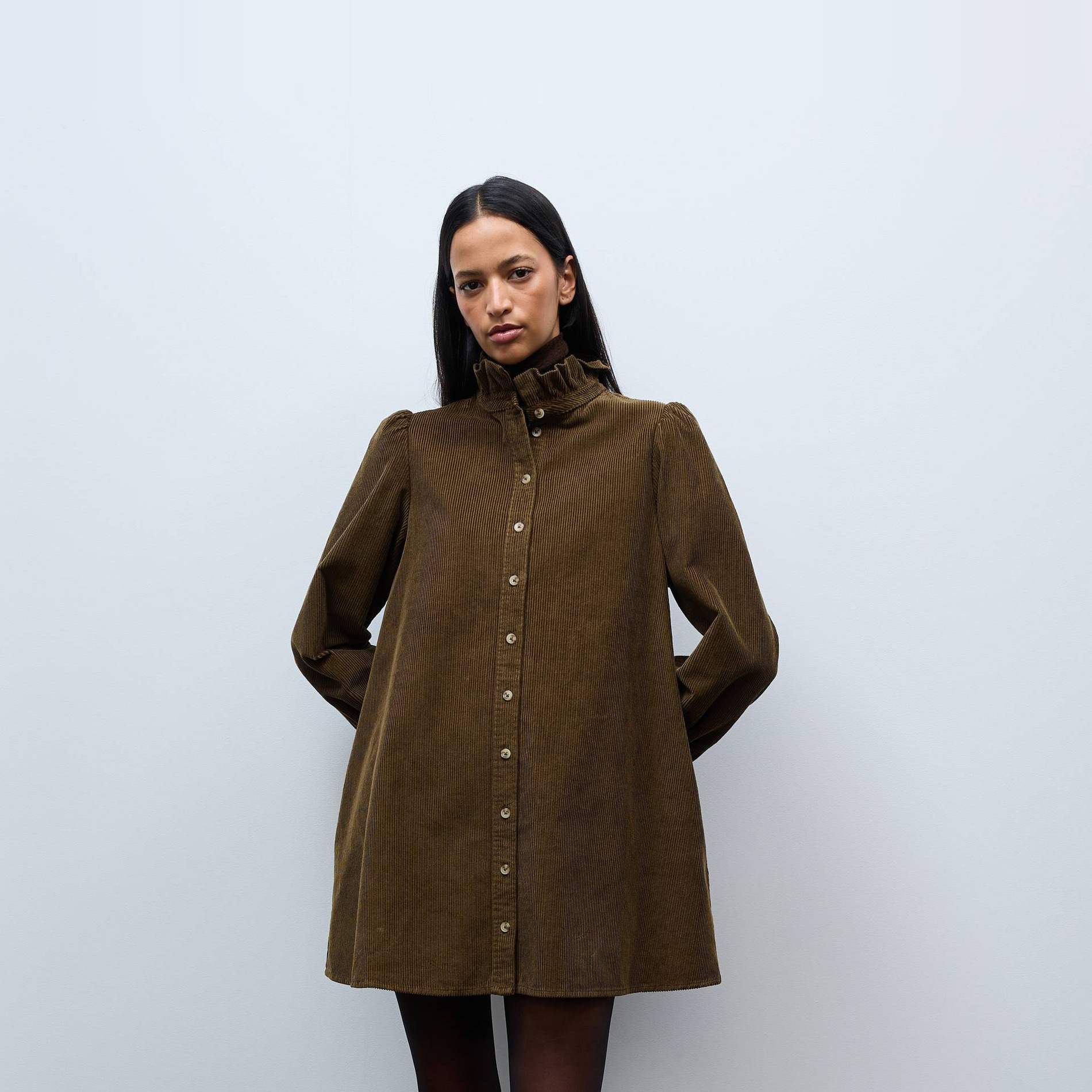 Robe courte unie manches longues en velours, MONOPRIX
