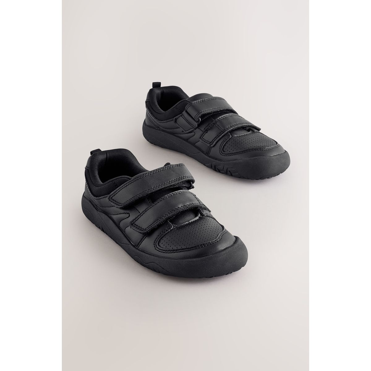 Chaussures d'école en cuir effet pieds nus, NEXT