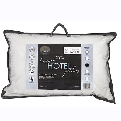 Luxury Hotel Pillow CATHERINE LANSFIELD
