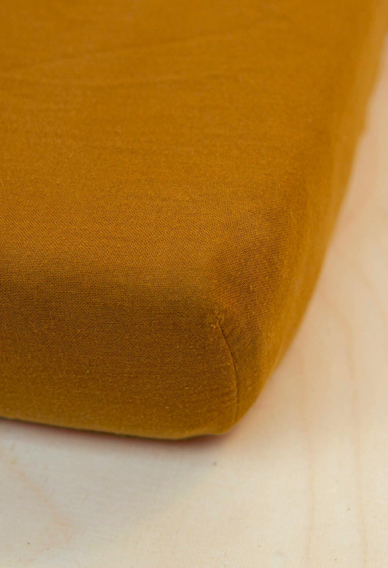 Drap housse en gaze de coton uni, Les Essentiels, GABRIELLE PARIS