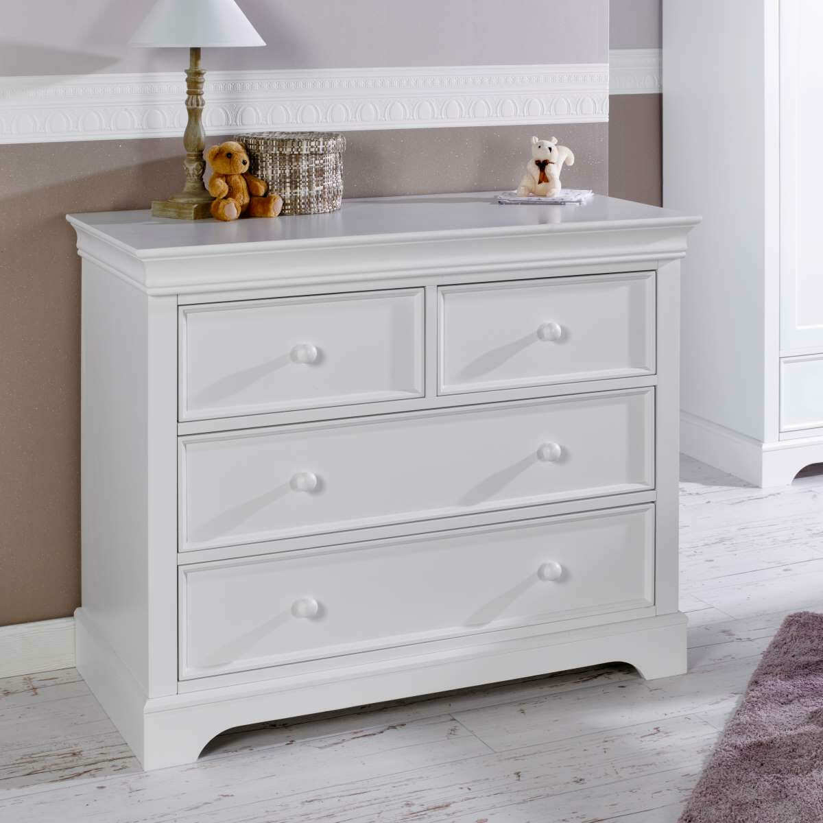 Commode 4 tiroirs Bois massif LILA, AKITEN RETAIL