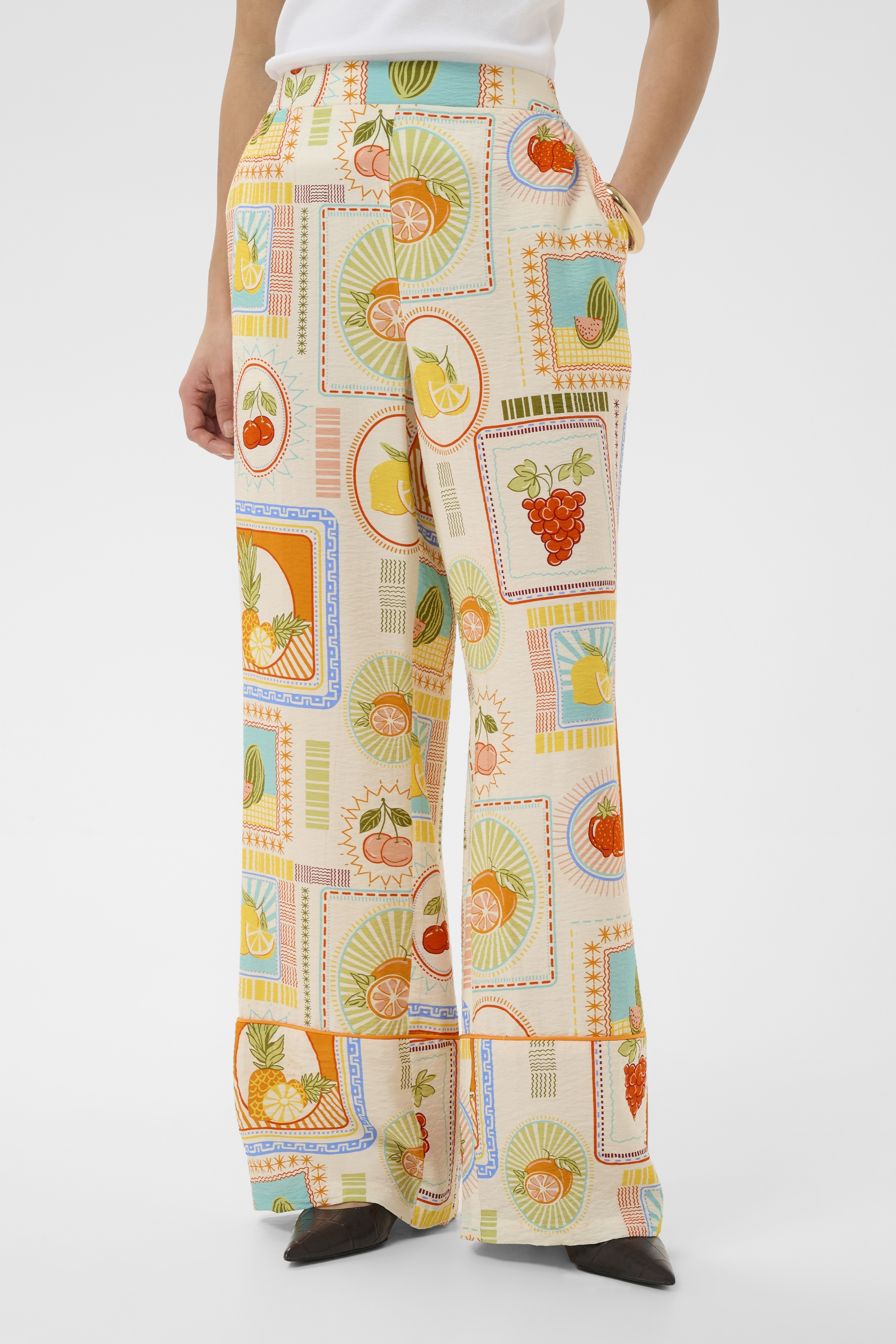 Pantalon casual, CULTURE