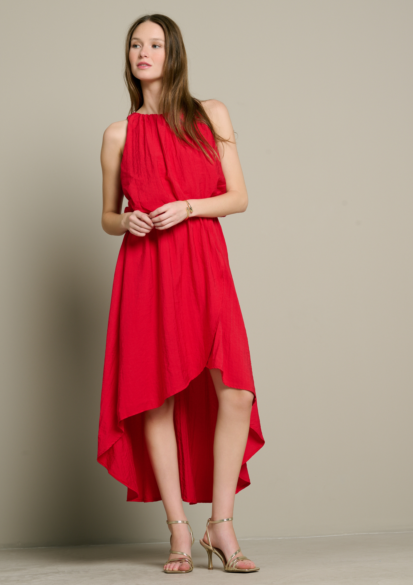 Robe asymétrique sans manches, LOLALIZA