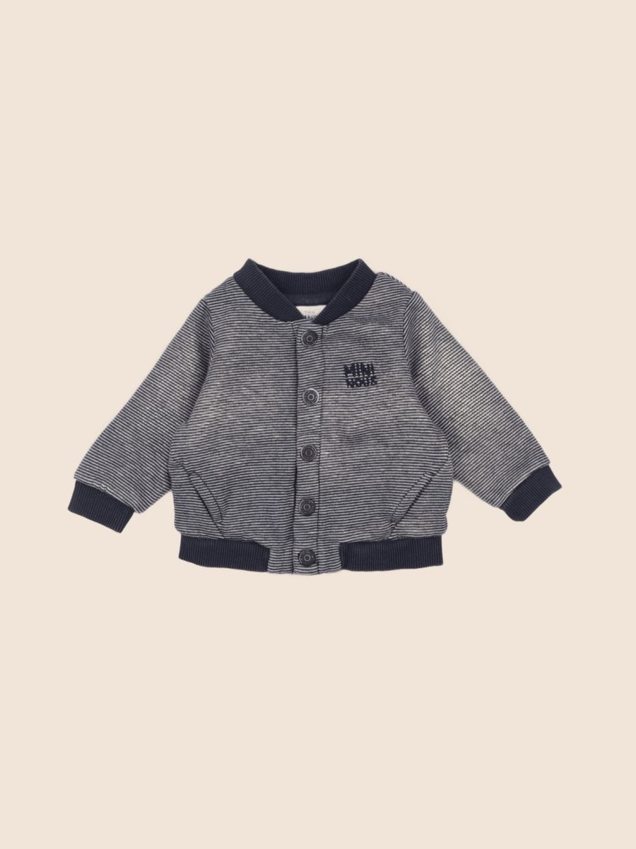 Sweat - Etat satisfaisant, TAPE A L'OEIL