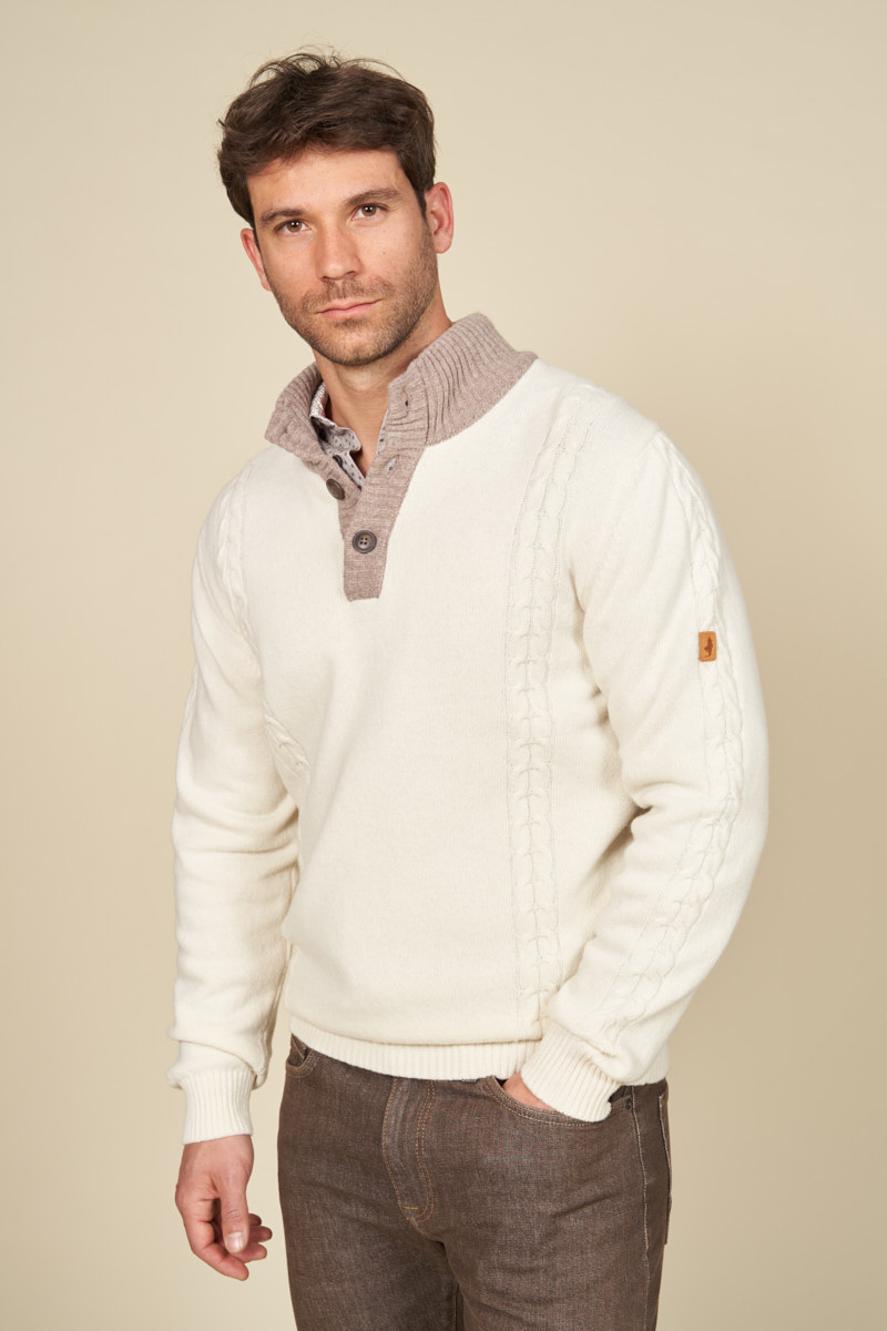 Pull col montant boutonné et torsades, MCS