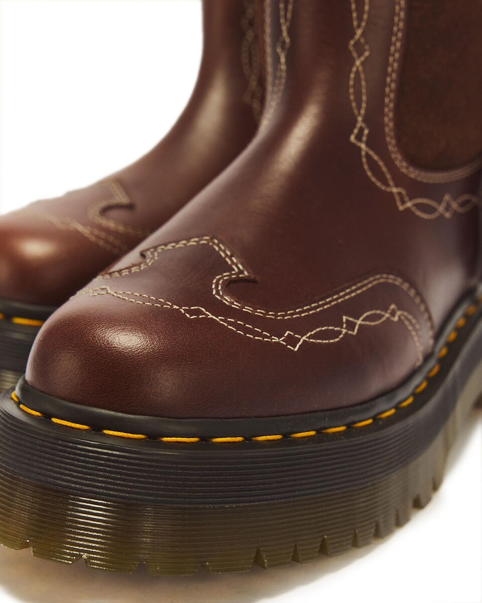 Dr. Martens Botas de piel Fringe Mid Pull On — photo 4
